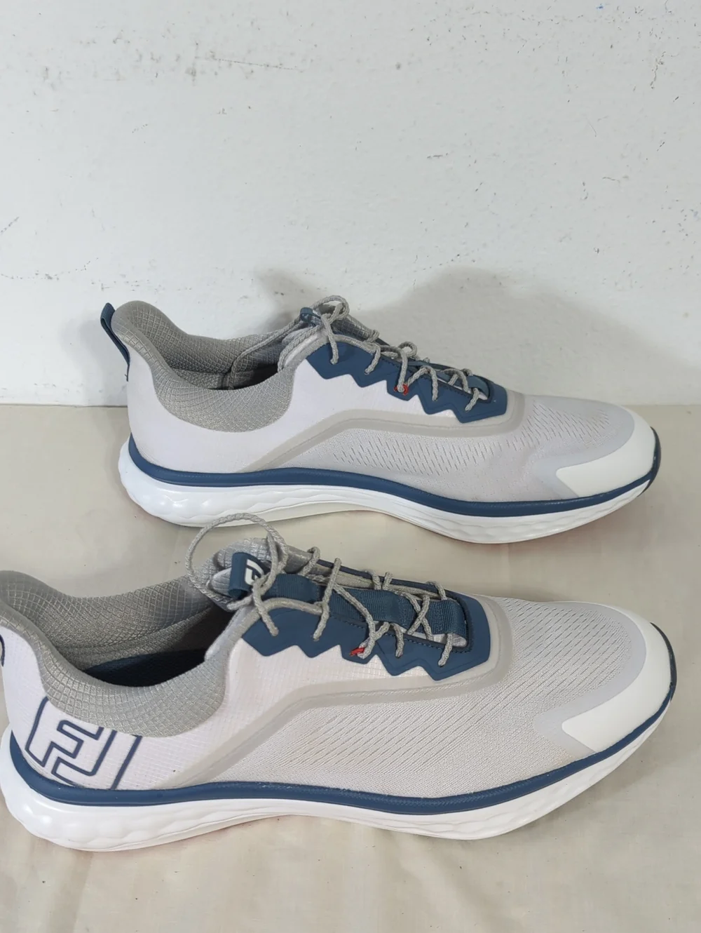 FootJoy Men's White and Blue Golf Ortholite Impressions Size 15M